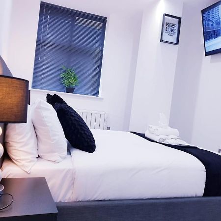 Z Home Apartments Leicester Esterno foto