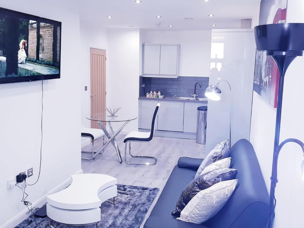 Z Home Apartments Leicester Esterno foto