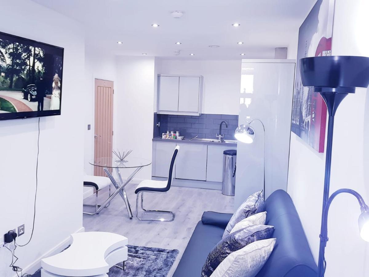 Z Home Apartments Leicester Esterno foto