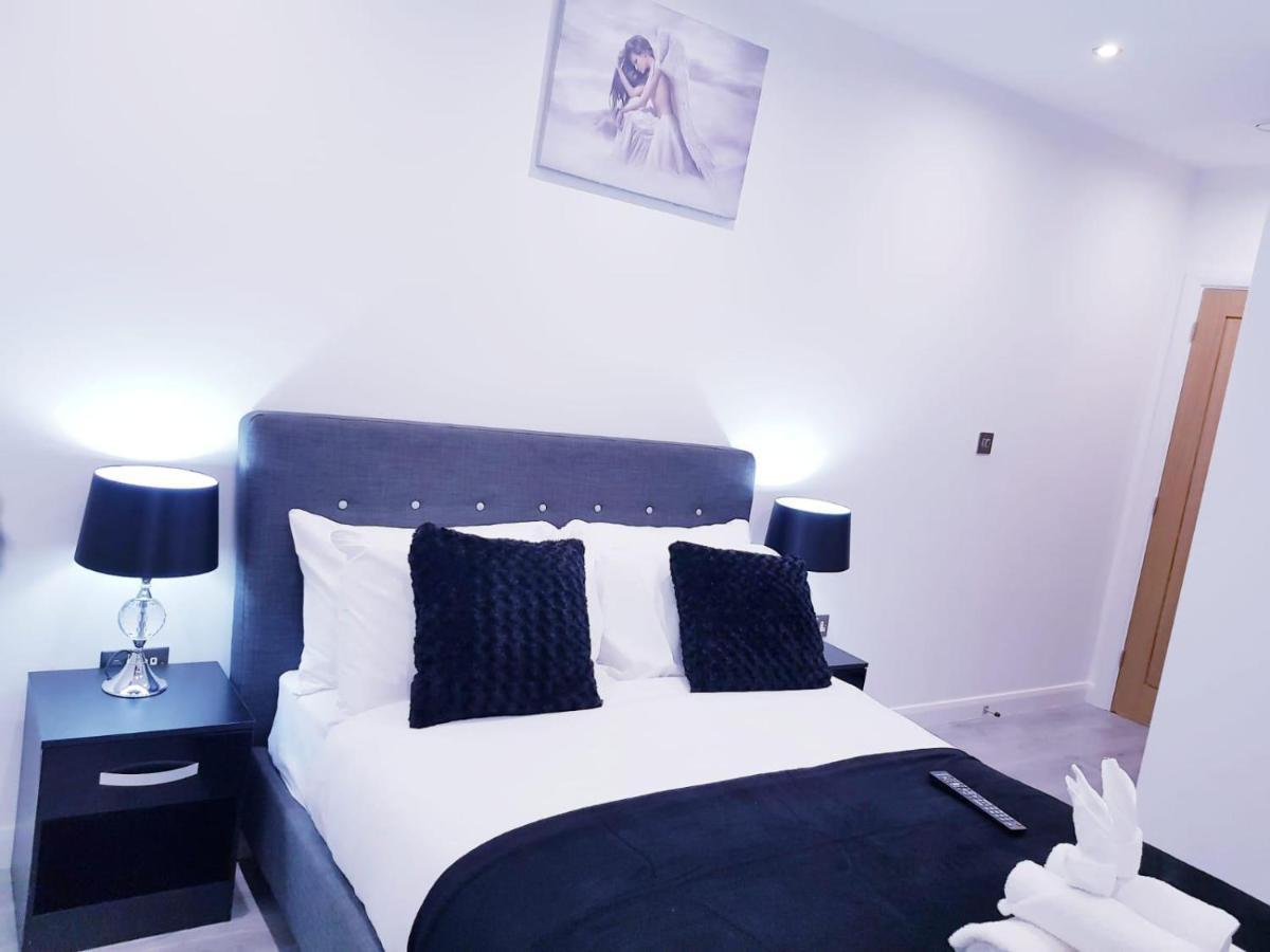 Z Home Apartments Leicester Esterno foto