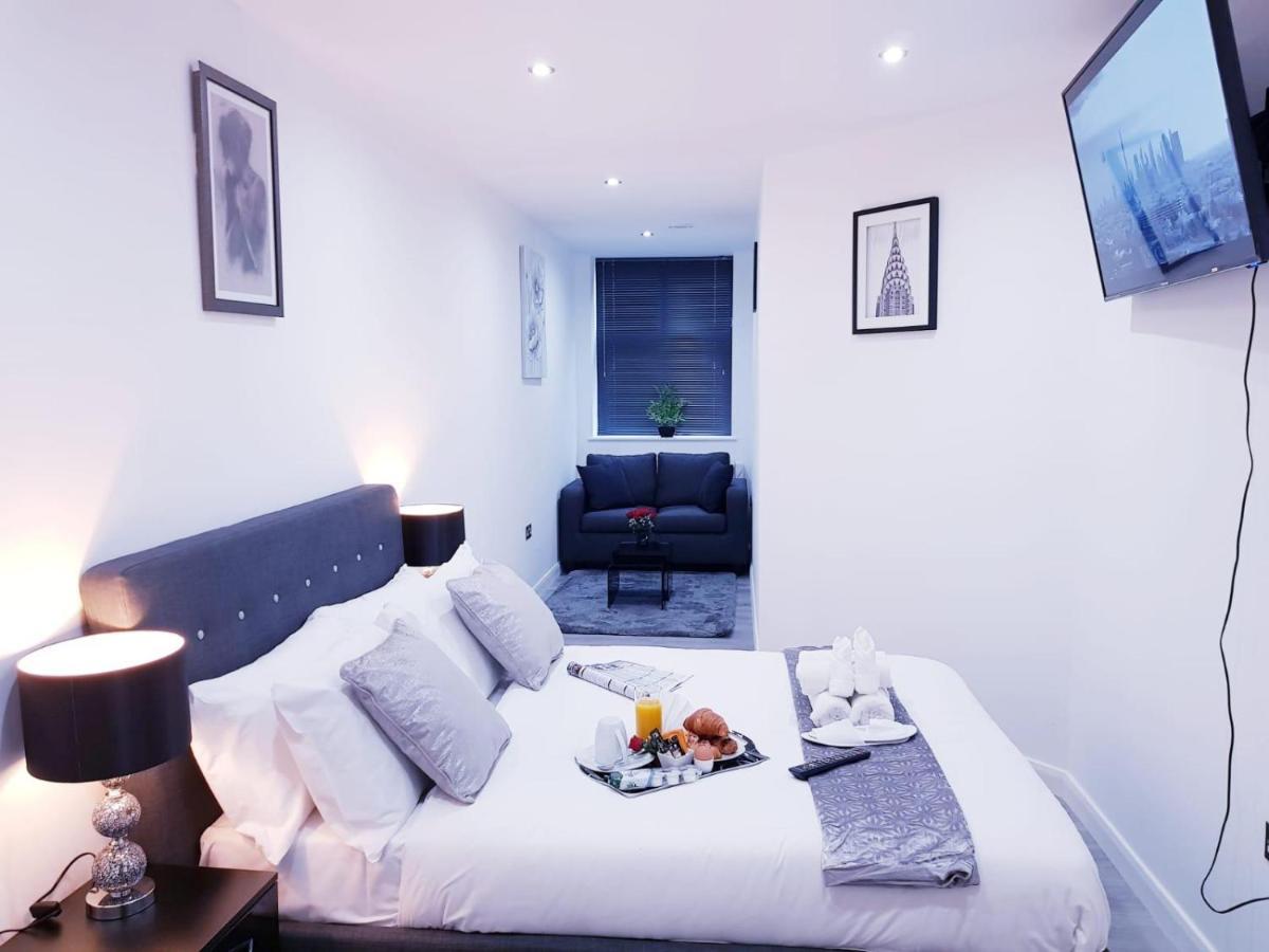 Z Home Apartments Leicester Esterno foto