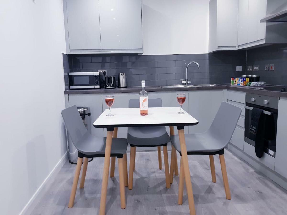 Z Home Apartments Leicester Esterno foto