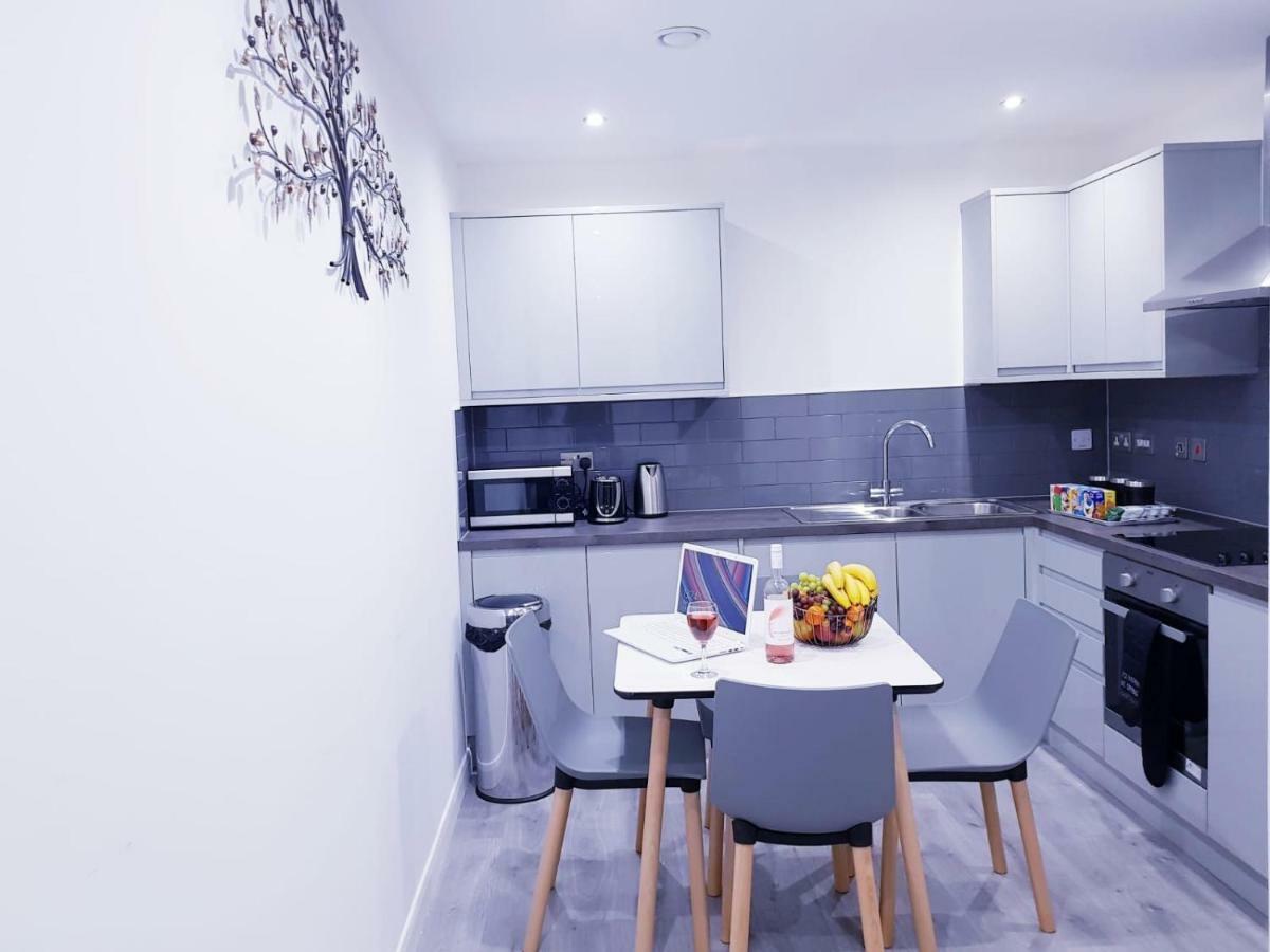 Z Home Apartments Leicester Esterno foto