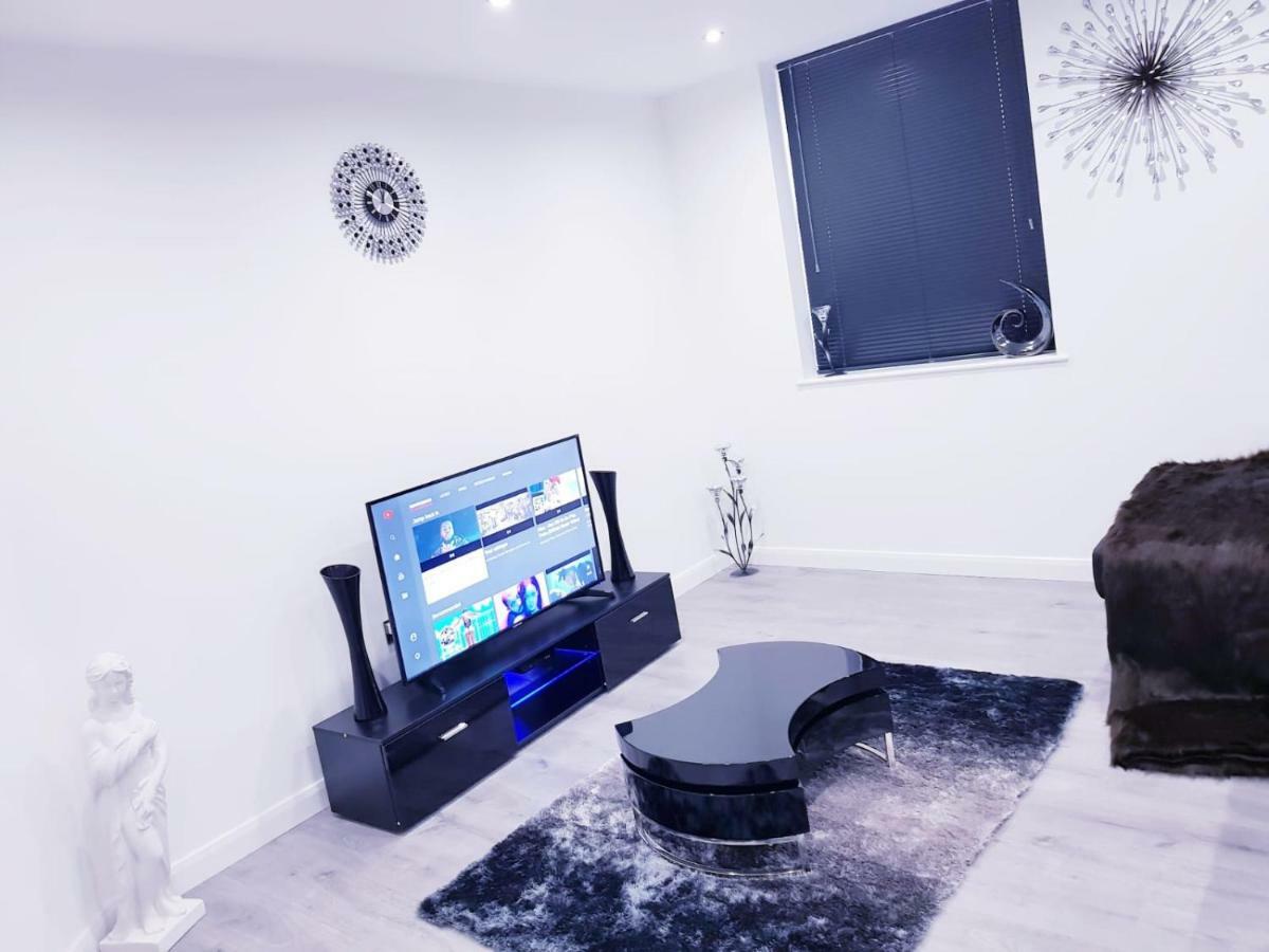 Z Home Apartments Leicester Esterno foto