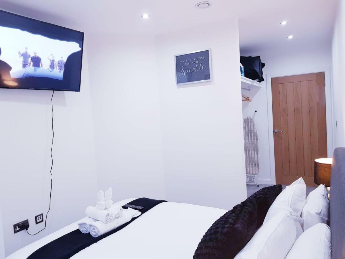 Z Home Apartments Leicester Esterno foto
